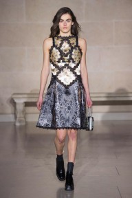 Look 38