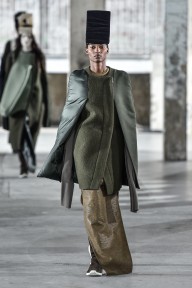 Look 13