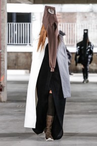 Look 4
