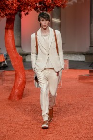 Look 4
