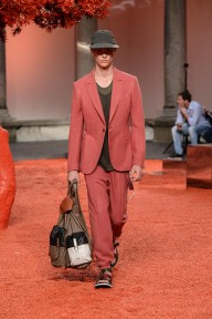 Look 25