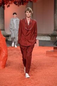 Look 29