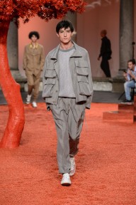 Look 30