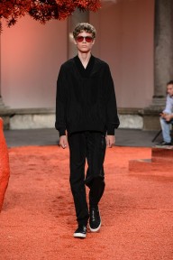 Look 44