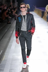 Look 3