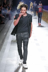 Look 5