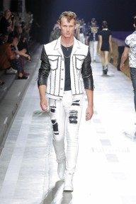 Look 28