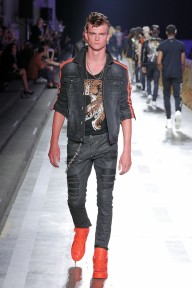 Look 44