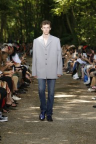Look 18