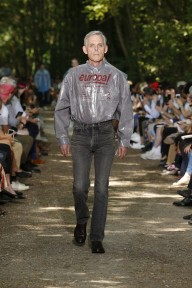 Look 50