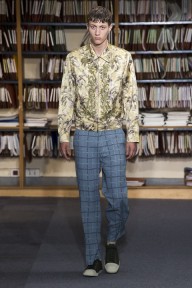 Look 3