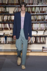 Look 25