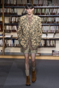 Look 32