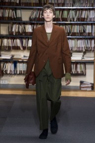 Look 49