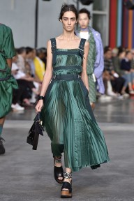Look 25