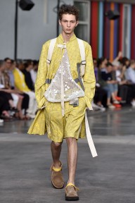 Look 32