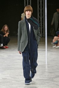 Look 10