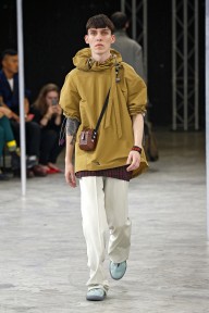 Look 15