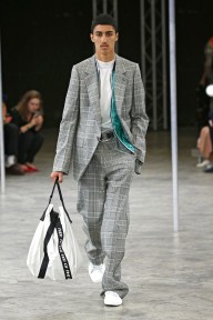 Look 24
