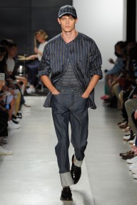 Look 3