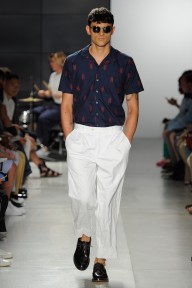 Look 10