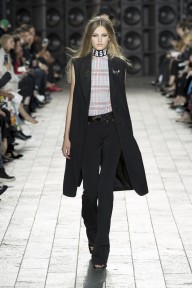 Look 7