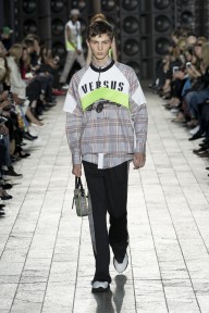 Look 10