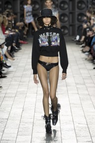 Look 19