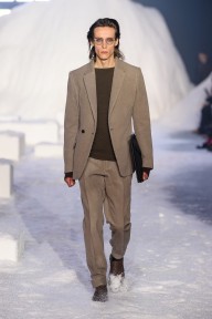 Look 4