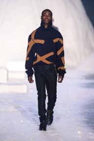 Look 28