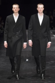 Look 1
