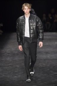 Look 7