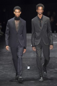 Look 12