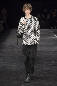 Look 25