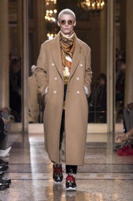 Look 1