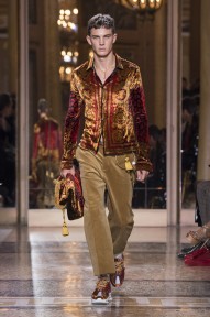 Look 5