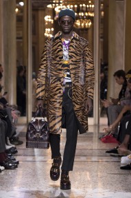 Look 27
