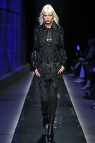 Look 3