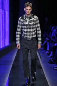 Look 7