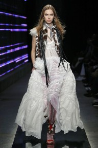 Look 27