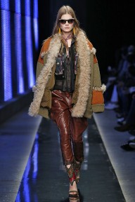 Look 29