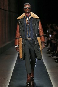 Look 43