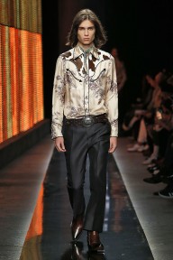 Look 44