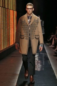 Look 49