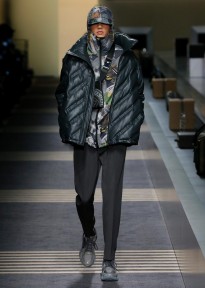 Look 15