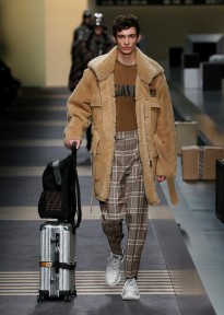 Look 44