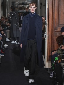 Look 3