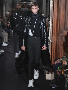 Look 12