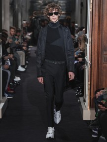 Look 15