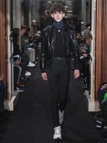 Look 28